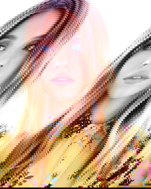 sydney_sweeney image ~ Altpins