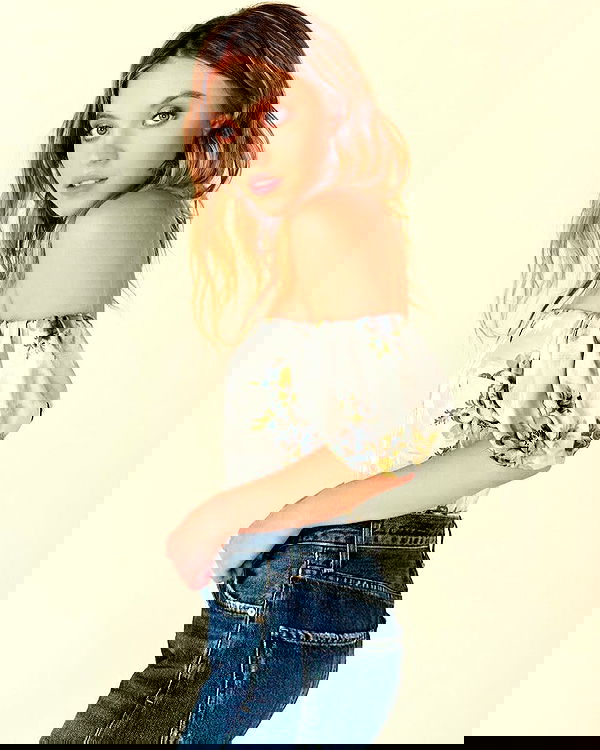 sydney_sweeney image ~ Altpins