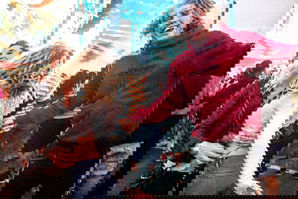 sydney_sweeney image ~ Altpins