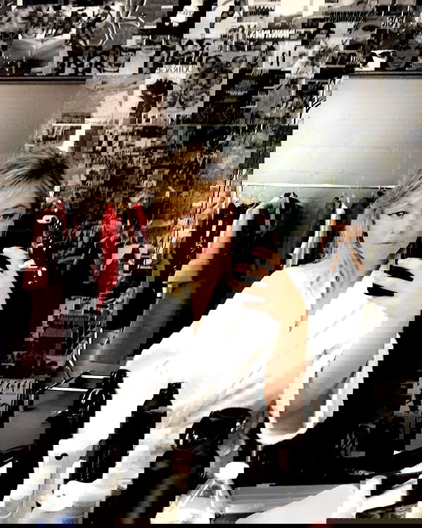 sydney_sweeney image ~ Altpins