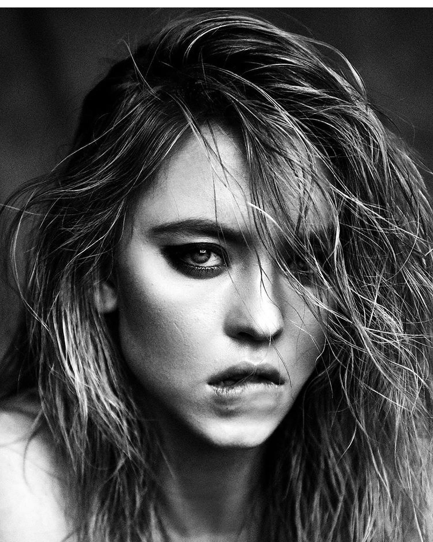 sydney_sweeney instagram image archive image