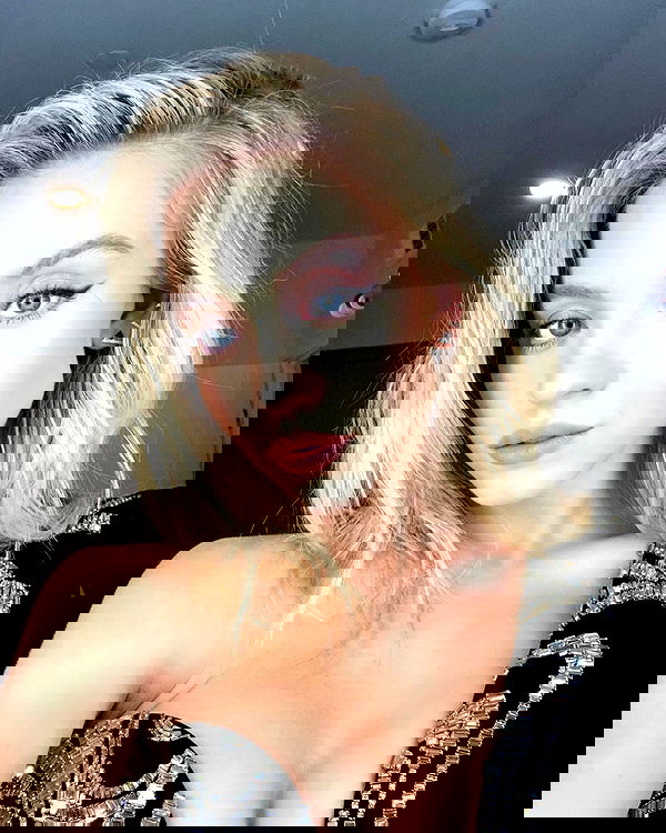 sydney_sweeney image ~ Altpins