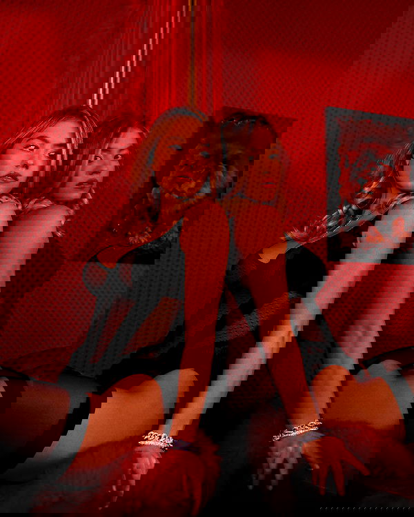 sydney_sweeney image ~ Altpins