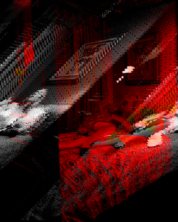 sydney_sweeney image ~ Altpins