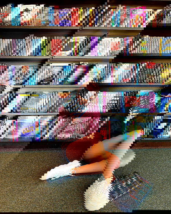 sydney_sweeney image ~ Altpins