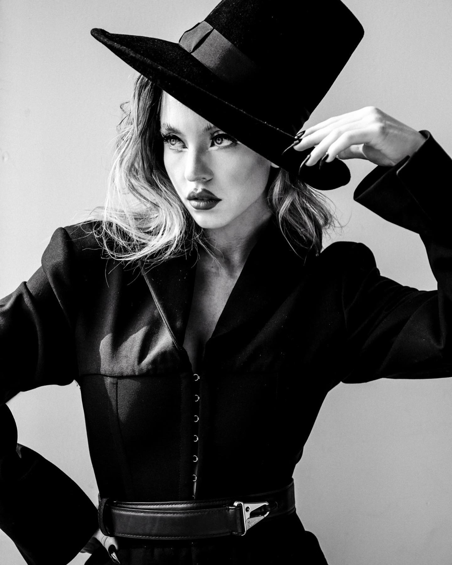 sydney_sweeney instagram image archive image