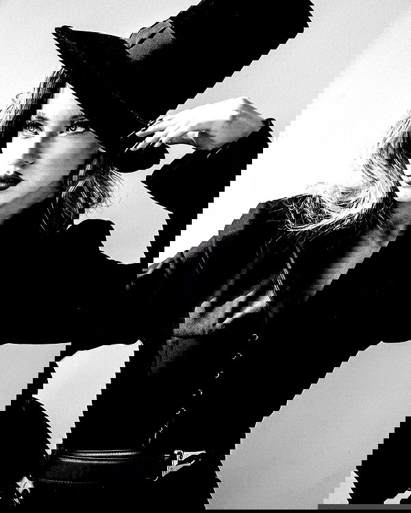 sydney_sweeney image ~ Altpins