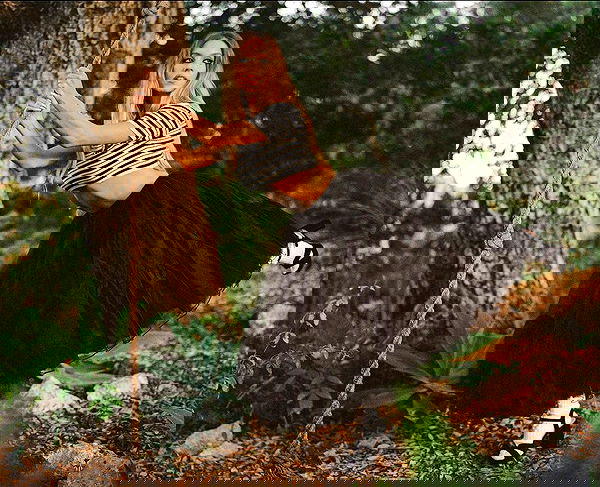 sydney_sweeney image ~ Altpins