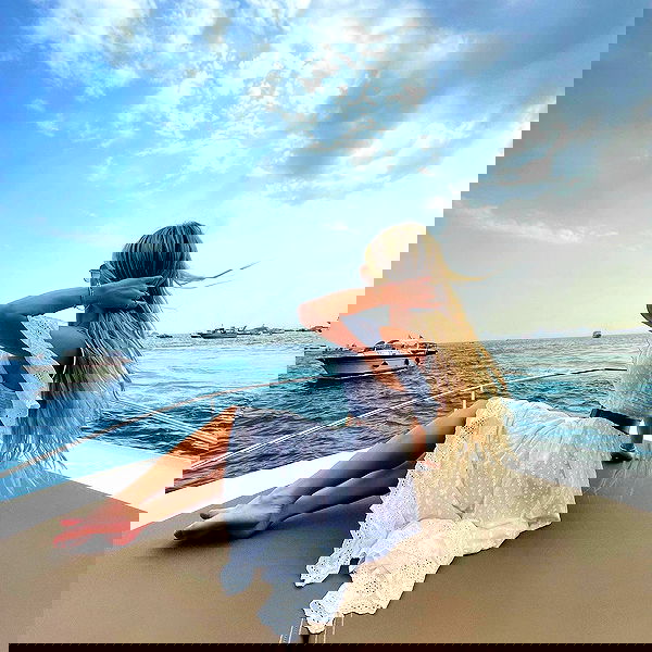 sydney_sweeney image ~ Altpins