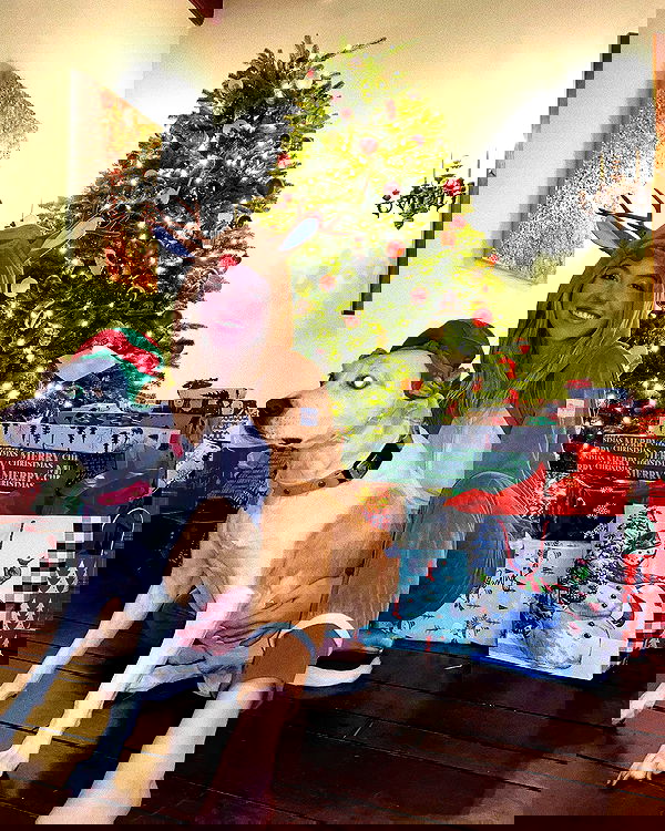 sydney_sweeney image ~ Altpins