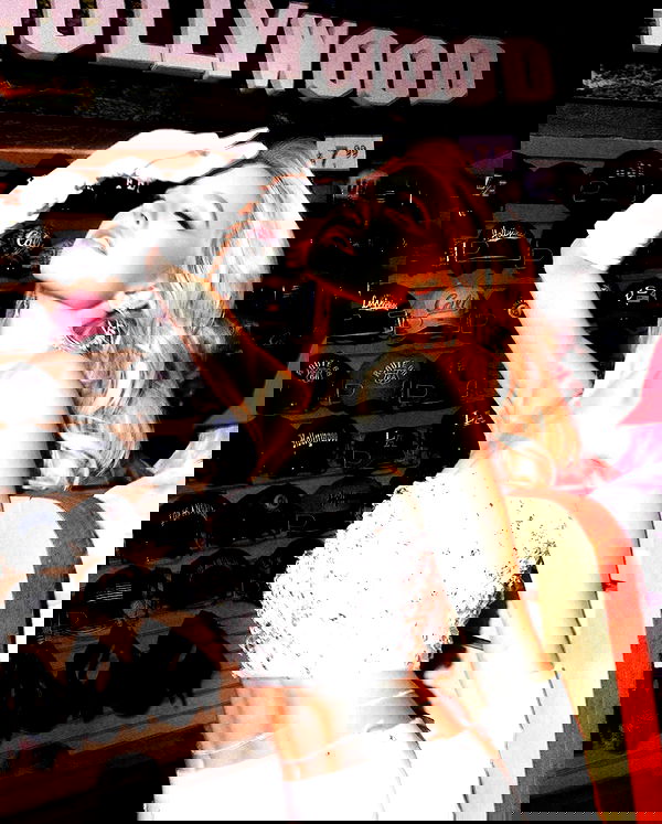 sydney_sweeney image ~ Altpins