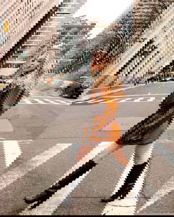 sydney_sweeney image ~ Altpins