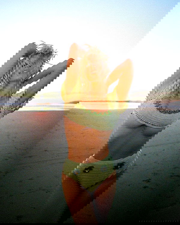 sydney_sweeney image ~ Altpins