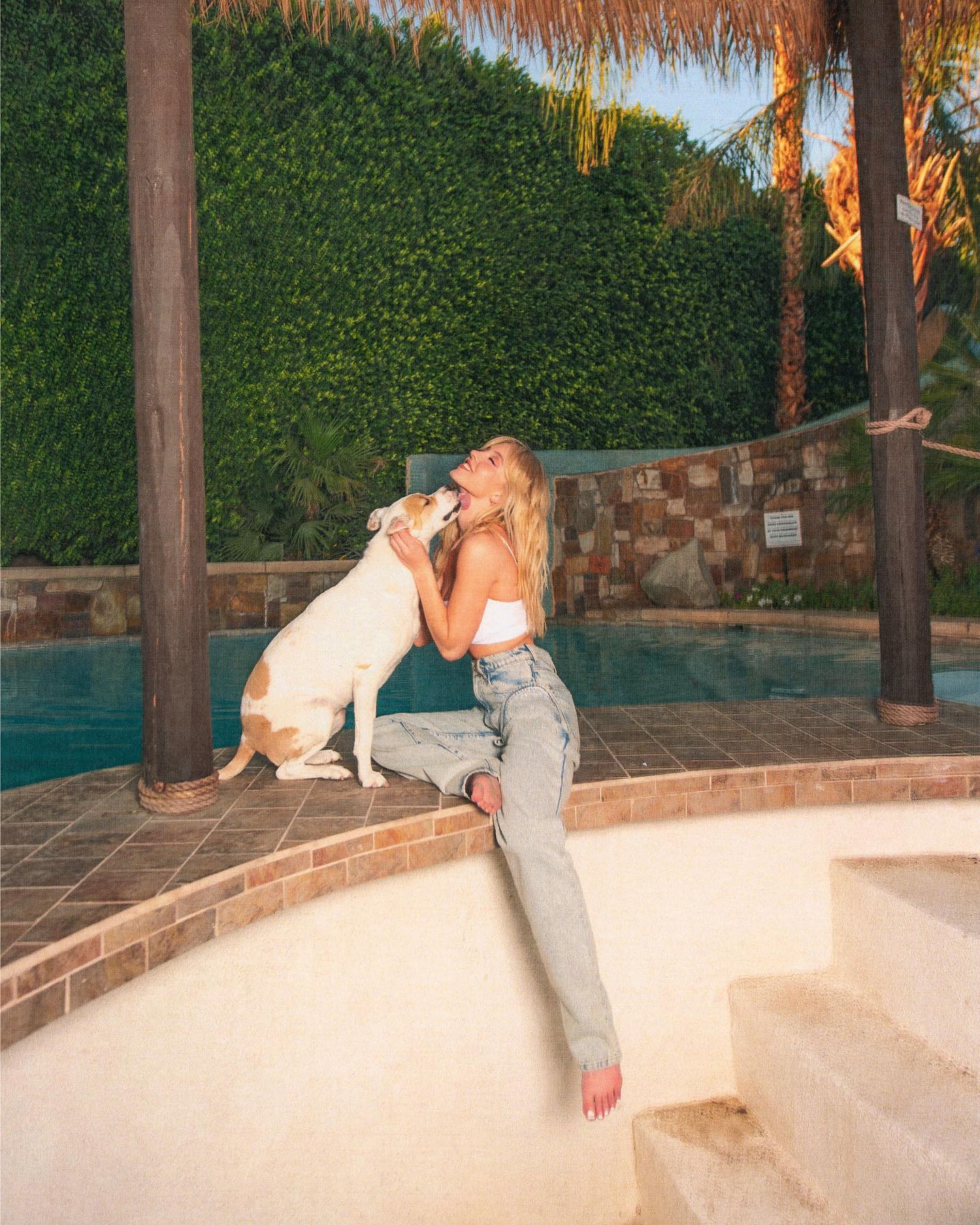 sydney_sweeney instagram image archive image