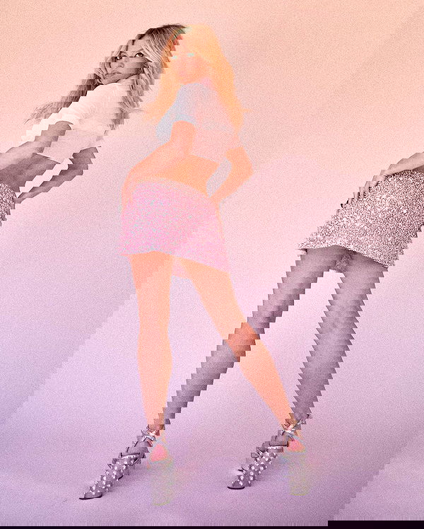 sydney_sweeney image ~ Altpins