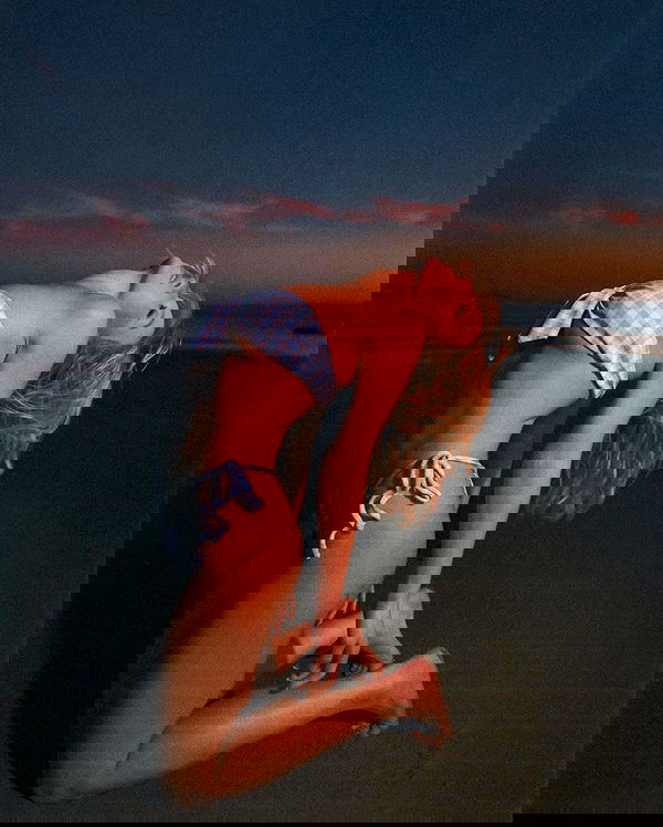 sydney_sweeney image ~ Altpins