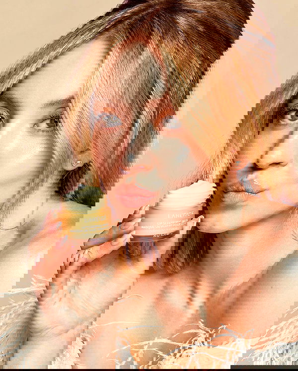 sydney_sweeney image ~ Altpins