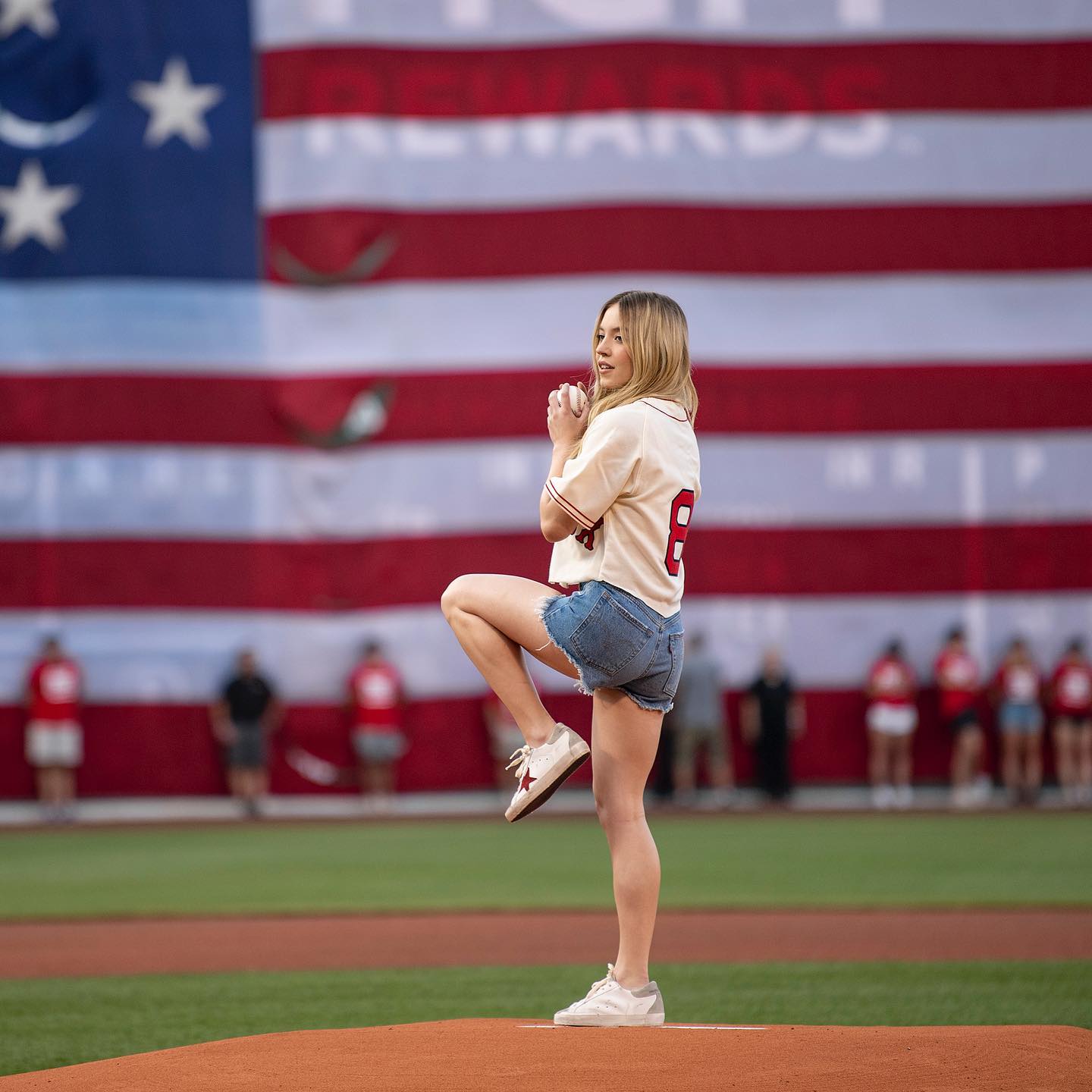 sydney_sweeney instagram image archive image