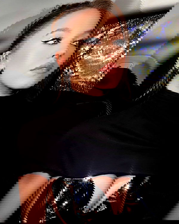 sydney_sweeney image ~ Altpins