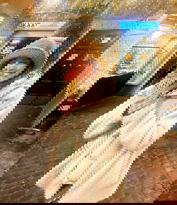 sydney_sweeney image ~ Altpins