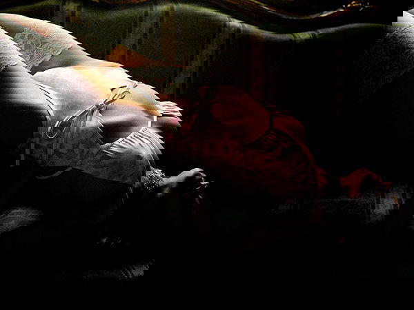 sydney_sweeney image ~ Altpins