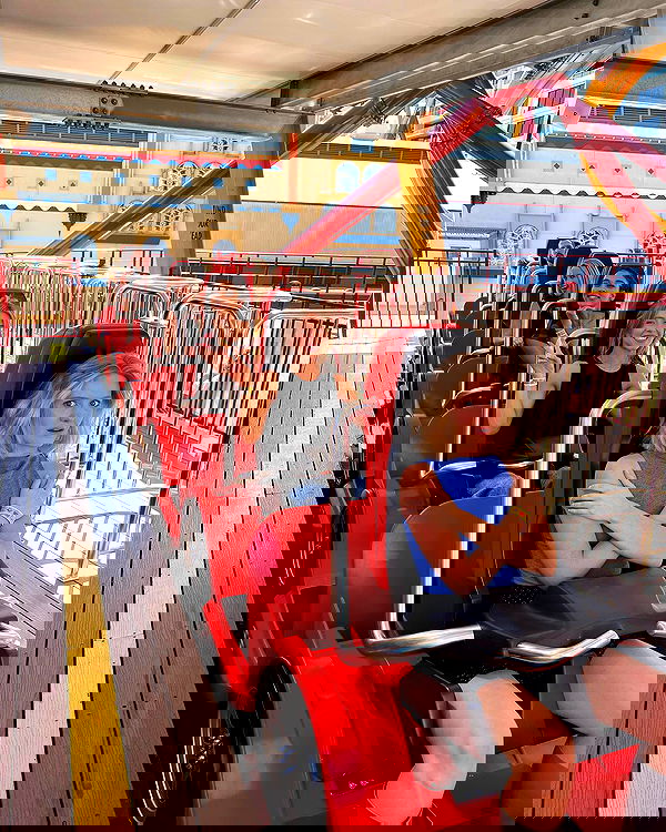 sydney_sweeney image ~ Altpins