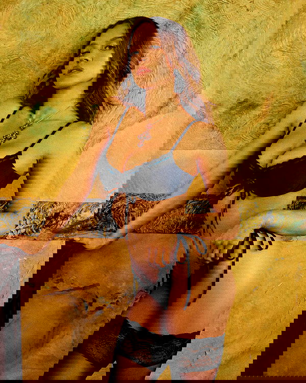 sydney_sweeney image ~ Altpins