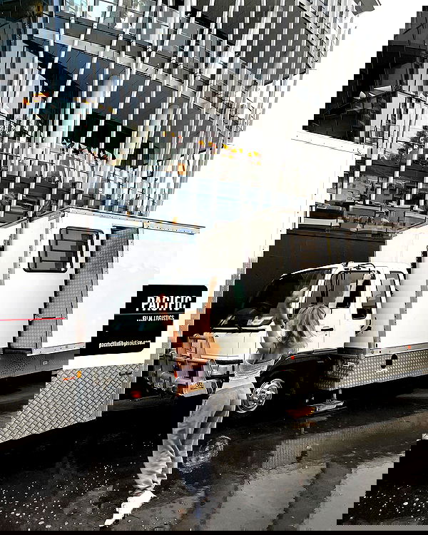 sydney_sweeney image ~ Altpins