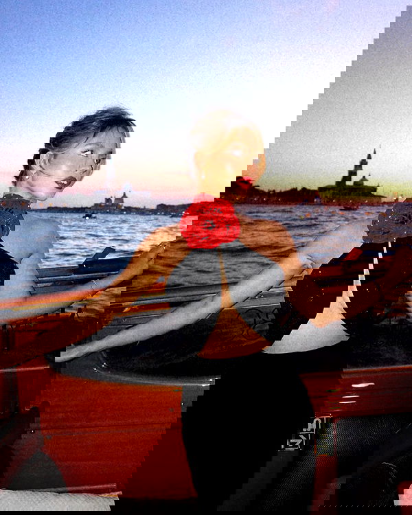 sydney_sweeney image ~ Altpins