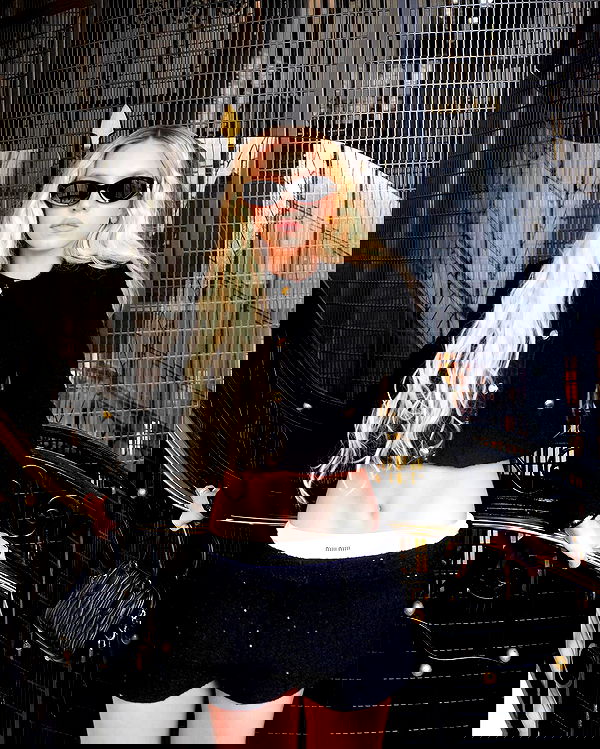 sydney_sweeney image ~ Altpins