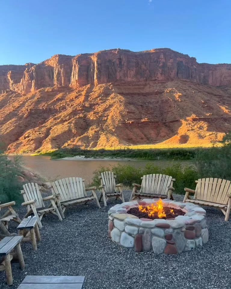 sydney_sweeney instagram image archive image