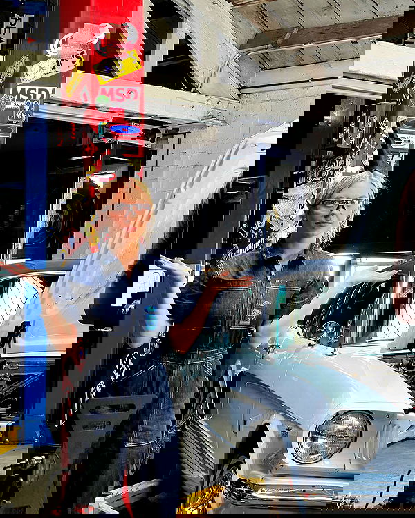 sydney_sweeney image ~ Altpins