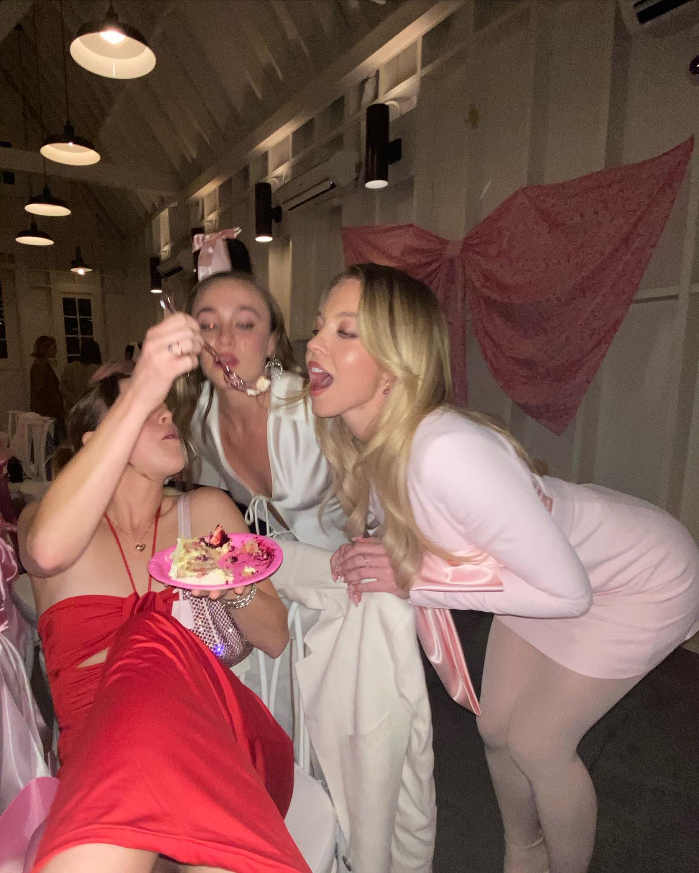 sydney_sweeney instagram image archive image