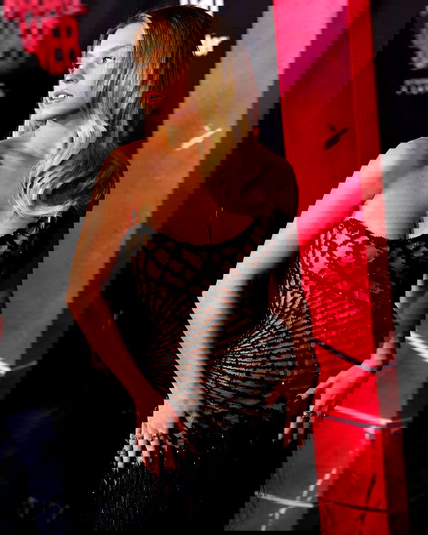 sydney_sweeney image ~ Altpins