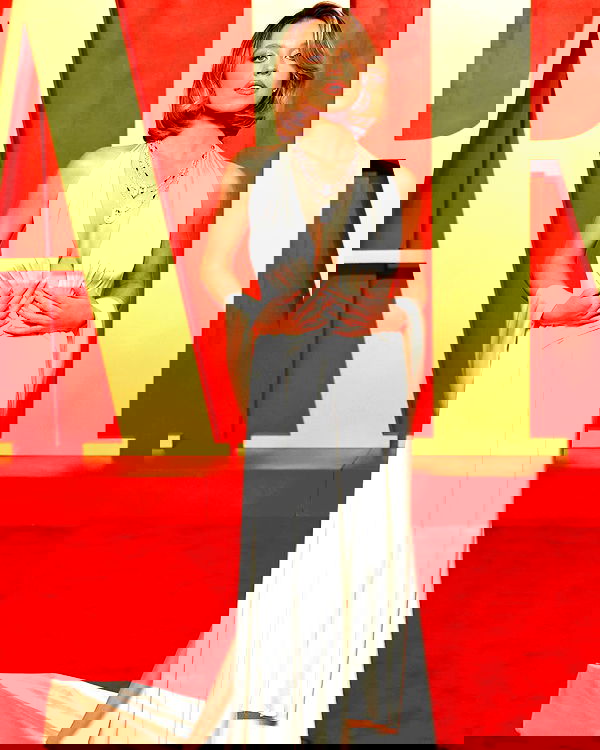 sydney_sweeney image ~ Altpins