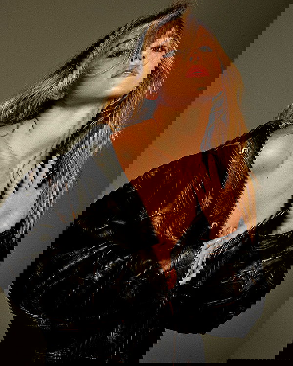 sydney_sweeney image ~ Altpins