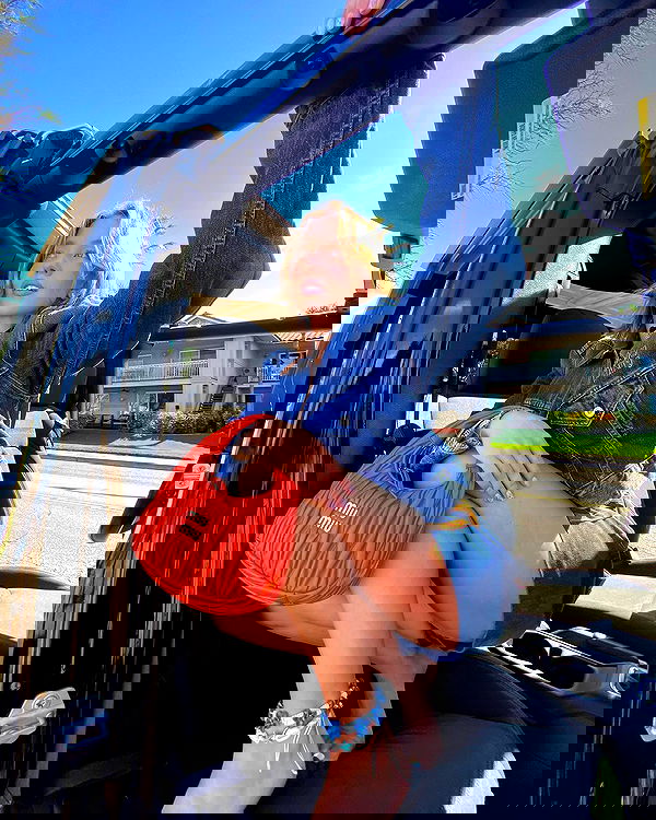 sydney_sweeney image ~ Altpins