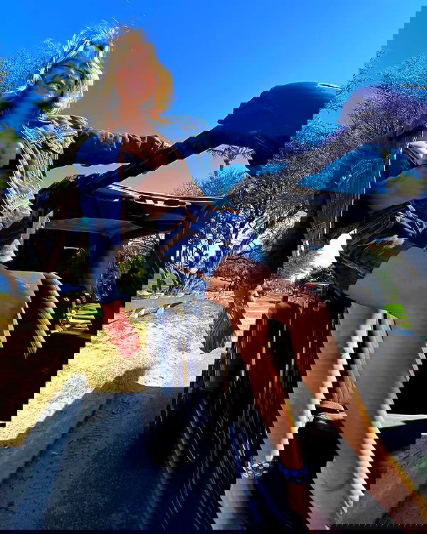 sydney_sweeney image ~ Altpins