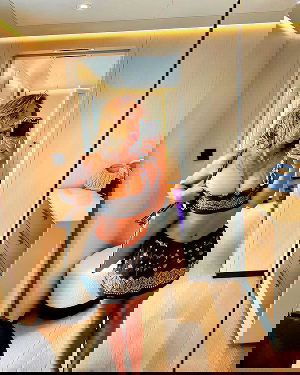 sydney_sweeney image ~ Altpins