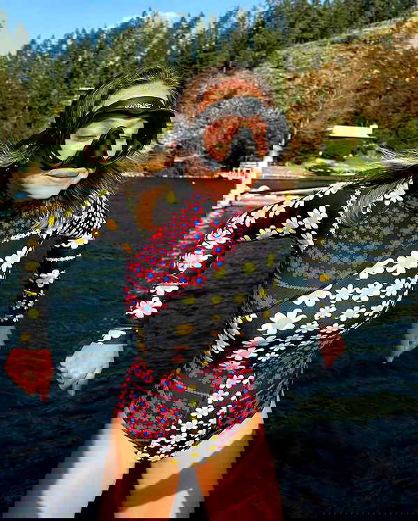 sydney_sweeney image ~ Altpins