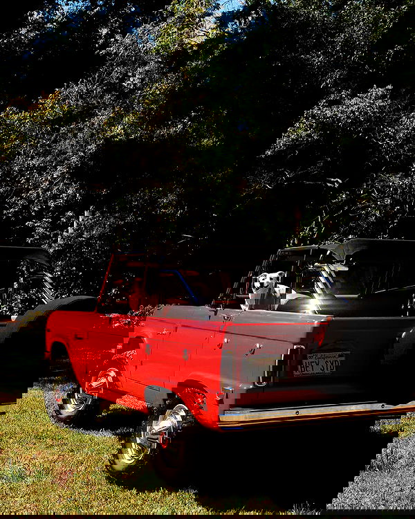 sydney_sweeney image ~ Altpins