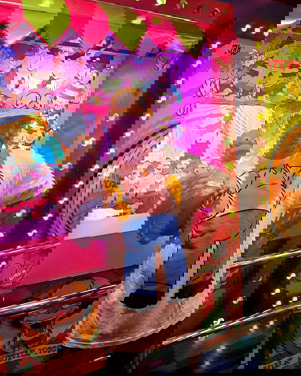 sydney_sweeney image ~ Altpins