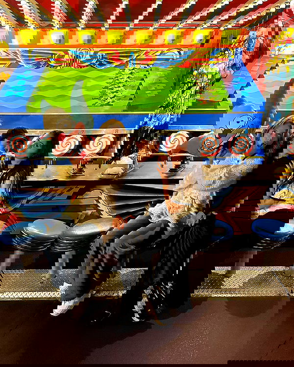 sydney_sweeney image ~ Altpins