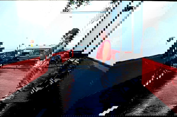 sydney_sweeney image ~ Altpins