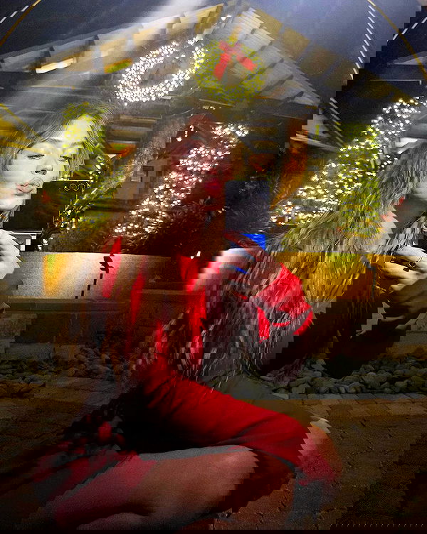 sydney_sweeney image ~ Altpins