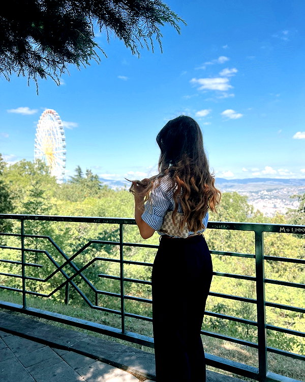 talia_davidov instagram image archive image
