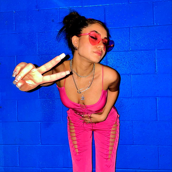 tarayummyy instagram image archive image
