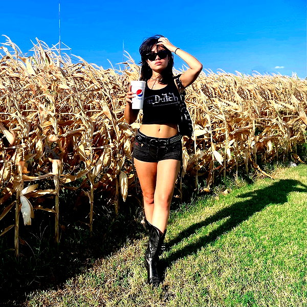 tarayummyy instagram image archive image
