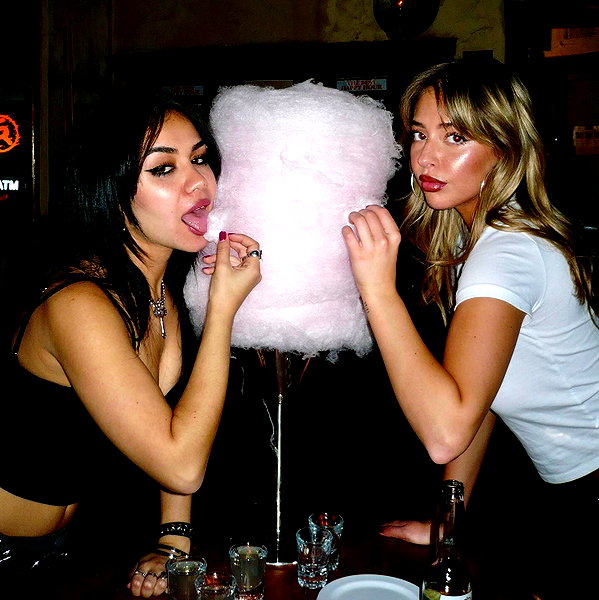 tarayummyy instagram image archive image
