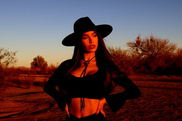 tawniejaclyn instagram image archive image